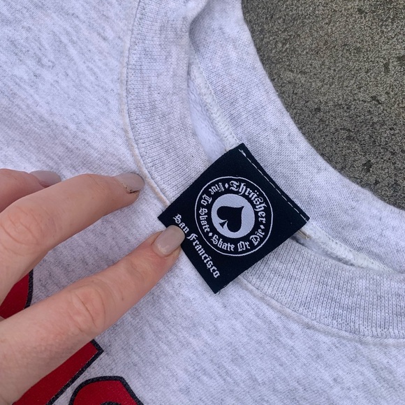 Vintage Thrasher Magazine Sweatshirt | Thrasher Skateboard CREWNECK w Red Logo - Picture 4 of 5